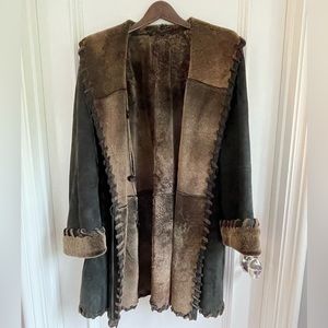 Gorgeous Women’s Fur Jacket! Excellent condition!
